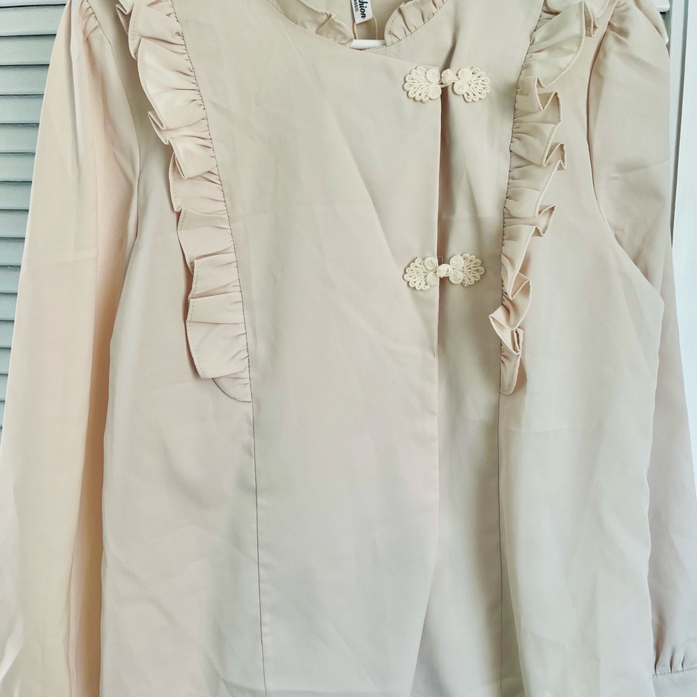 Chinese style ruffle switching side button blouse
